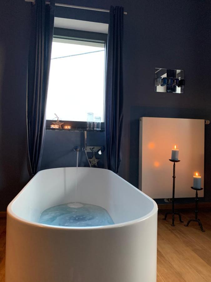 Design Appartment With Big Terrace Halsenbach エクステリア 写真